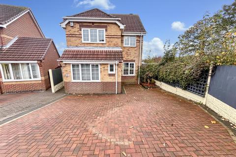 4 bedroom detached house for sale, Craythorne Close, Swadlincote DE11