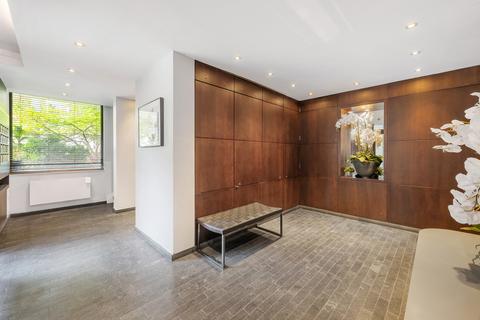 3 bedroom penthouse for sale, Waldron House, London SW3