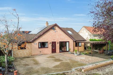 4 bedroom detached bungalow for sale, Wrights Lane, Cridling Stubbs, Knottingley, West Yorkshire, WF11