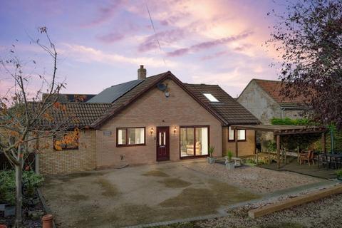 4 bedroom detached bungalow for sale, Wrights Lane, Cridling Stubbs, Knottingley, West Yorkshire, WF11