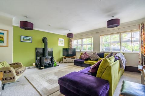 5 bedroom detached house for sale, Hall Rise, Haxby, York