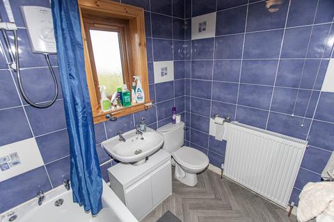 14 Golfview Place, Lybster, KW3 6AP
