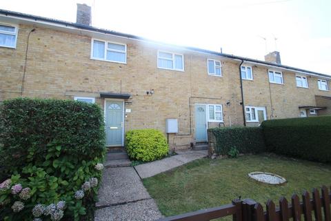 3 bedroom house to rent, Coniston Road, Kings Langley