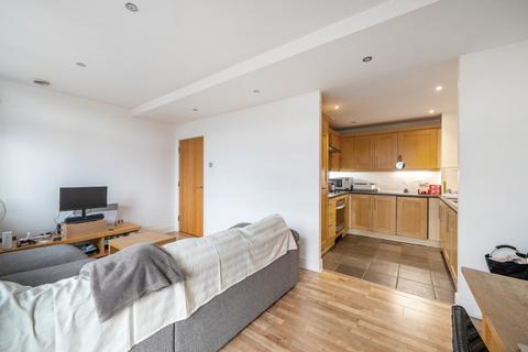 1 bedroom apartment for sale, Gerry Raffles Square, Stratford, London