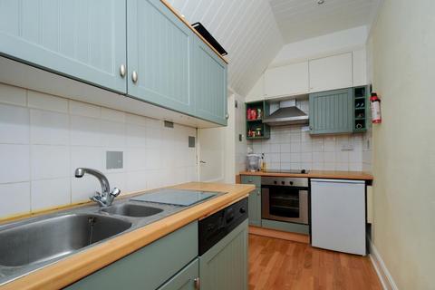 1 bedroom flat for sale, Richmond,  Kew Road,   TW9,  TW9