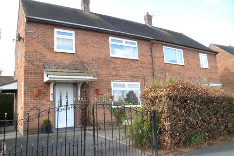 3 bedroom semi-detached house to rent, Longlevens Road, Manchester, M22