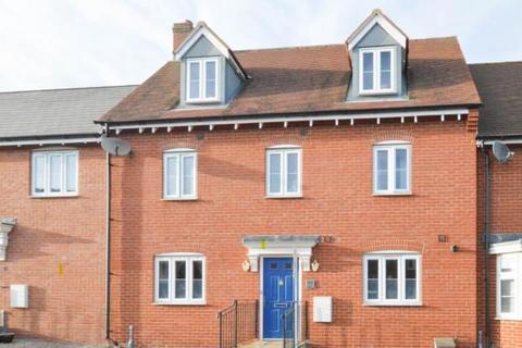 5 bedroom terraced house for sale, Prince Rupert Drive,  Aylesbury,  HP19,  HP19