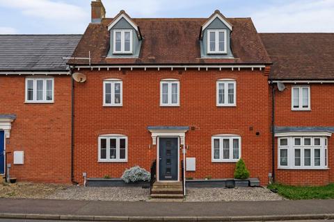 5 bedroom terraced house for sale, Aylesbury,  HP19,  Buckinghamshire,  HP19