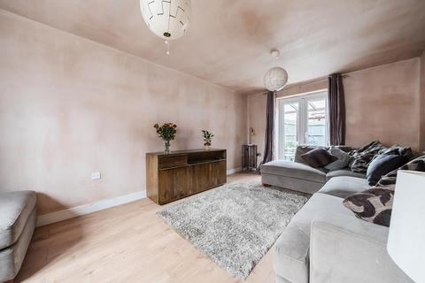 5 bedroom terraced house for sale, Aylesbury,  HP19,  Buckinghamshire,  HP19