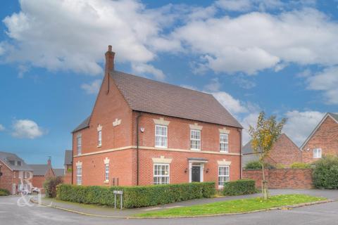 4 bedroom detached house for sale, Spring Avenue, Ashby-De-La-Zouch