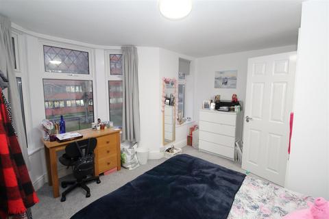 5 bedroom house to rent, New Zealand Road, Cardiff CF14