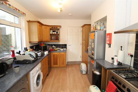 5 bedroom house to rent, New Zealand Road, Cardiff CF14