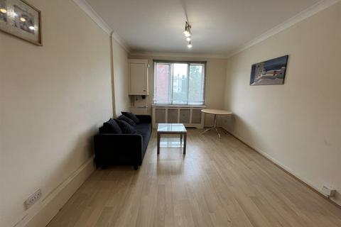 1 bedroom apartment to rent, Windmill Drive, London