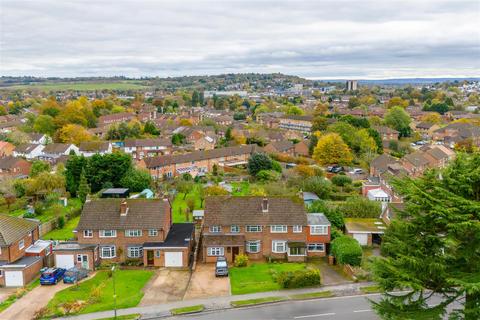 5 bedroom semi-detached house for sale, Carlton Road, Redhill