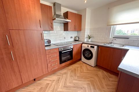 3 bedroom flat to rent, Marlborough Street, The Mono Building, ,