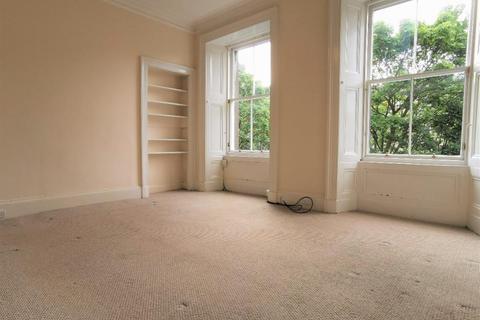 2 bedroom flat to rent, Gladstone Terrace, Edinburgh, EH9