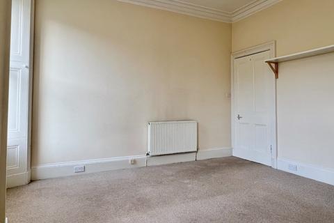 2 bedroom flat to rent, Gladstone Terrace, Edinburgh, EH9