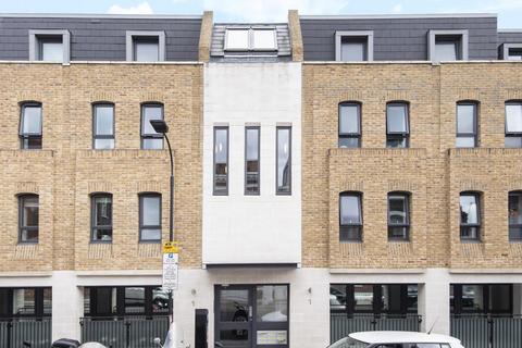 2 bedroom flat for sale, Shorrolds Road, Fulham