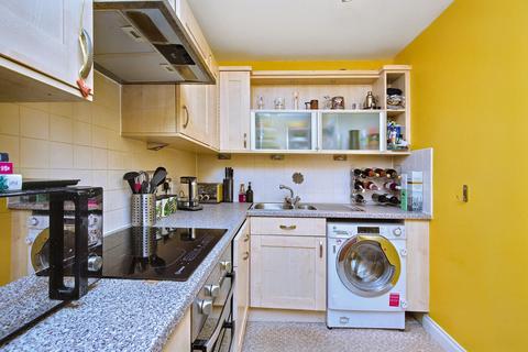 12/35 Pilrig Heights, Edinburgh, EH6 5BB