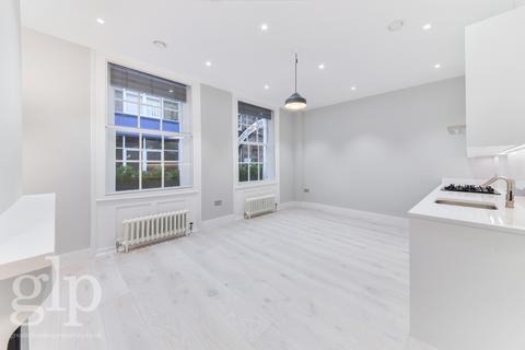 Studio to rent, Carnaby Street, Soho, W1F