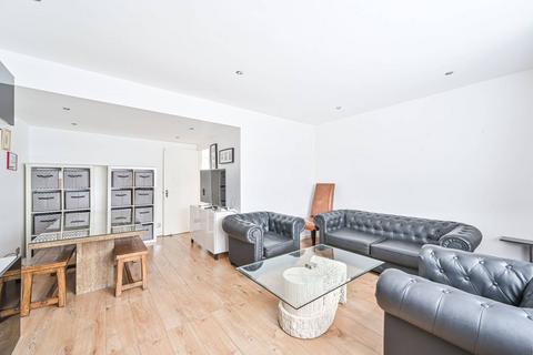 3 bedroom maisonette for sale, Woodhouse Road, North Finchley, London, N12