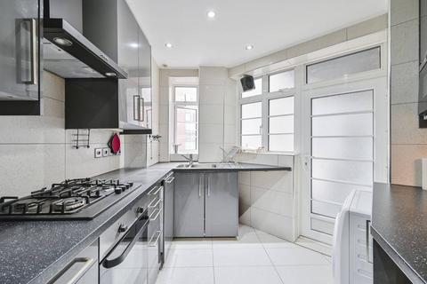 3 bedroom flat for sale, Stourcliffe Close, Marylebone, London, W1H