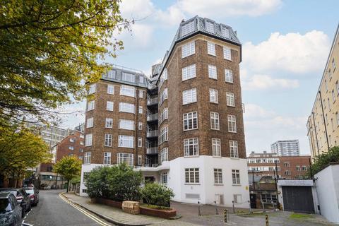 3 bedroom flat for sale, Stourcliffe Close, Marylebone, London, W1H