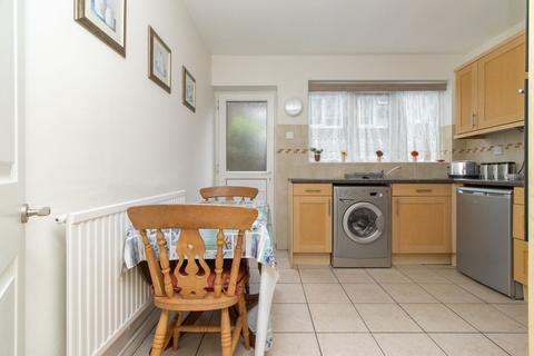 2 bedroom maisonette for sale, West Cliff Road, Broadstairs, CT10