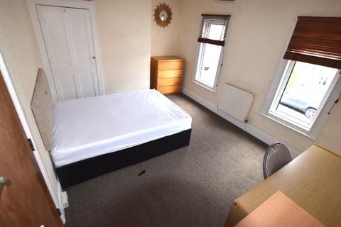 73 Cecil Road, Northampton, NN2 6PG