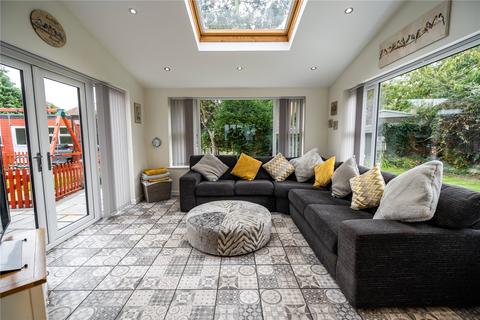 18 Heron Close, Grimsby, DN32 8PP