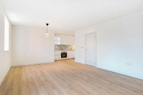 1 bedroom apartment to rent, Voss Court London SW16