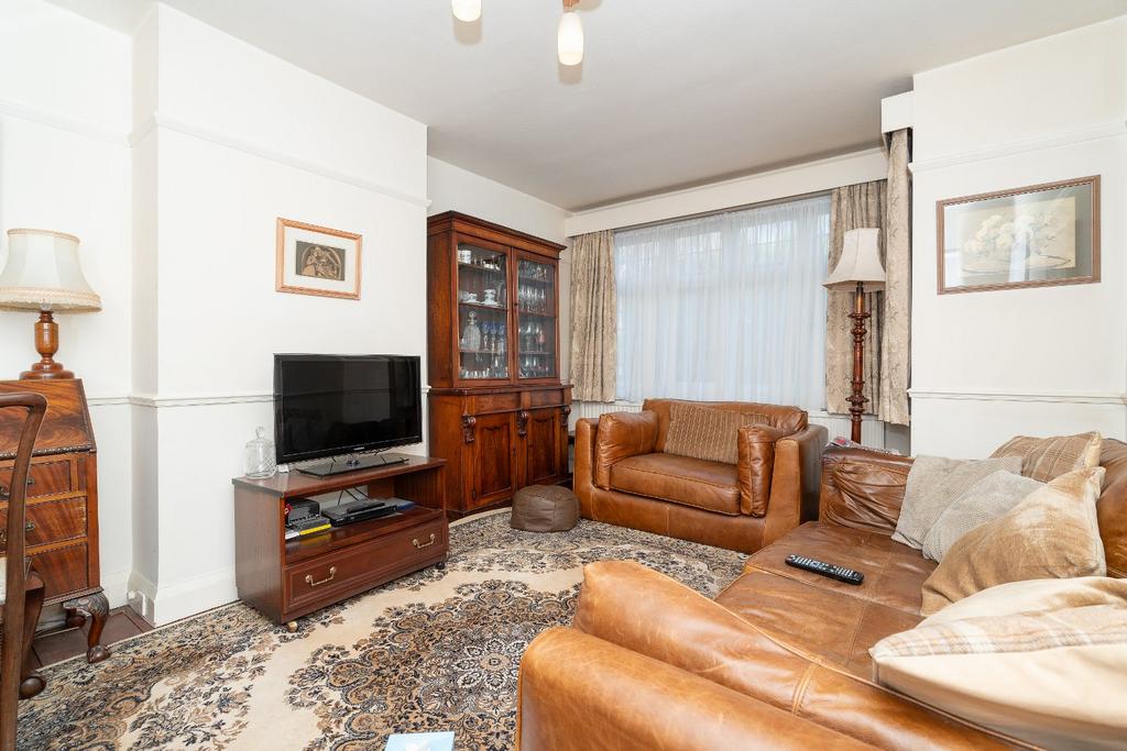 Little Bushey Lane, Bushey... 3 bed semidetached house for sale £675,000