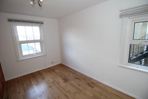 Studio to rent, Leigham Court Clyde Road, Surrey SM6