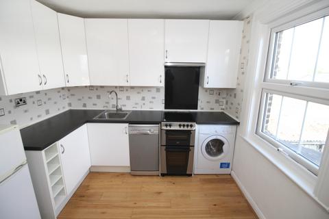 Studio to rent, Leigham Court Clyde Road, Surrey SM6