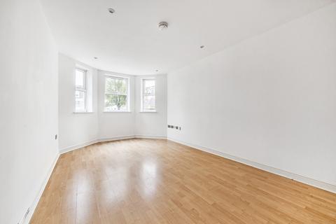 2 bedroom flat for sale, Heathcote Road, Camberley, GU15