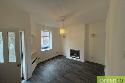 2 bedroom terraced house to rent, Bingham Street, Salford M27