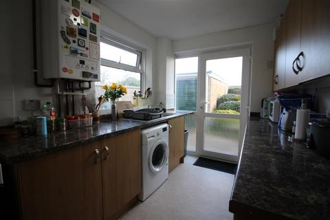 4 bedroom house to rent, Brockenhurst Close, Canterbury