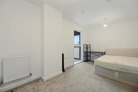 1 bedroom flat to rent, Tabbard Apartments, East Acton Lane, Acton