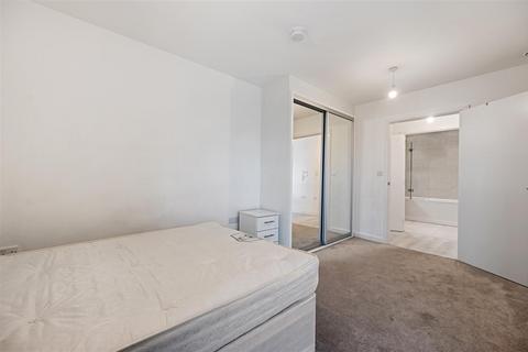 1 bedroom flat to rent, Tabbard Apartments, East Acton Lane, Acton