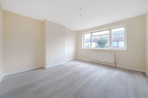 3 bedroom terraced house to rent, Northborough Road, London SW16