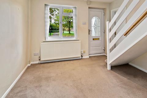 12 Stevens Close, Hampton, TW12 3YR