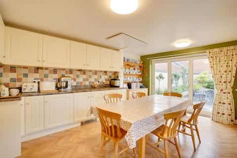 3 bedroom end of terrace house for sale, Plantation Way, Bury St. Edmunds IP28