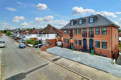 5 bedroom house for sale, Silverdale Road, Bushey WD23