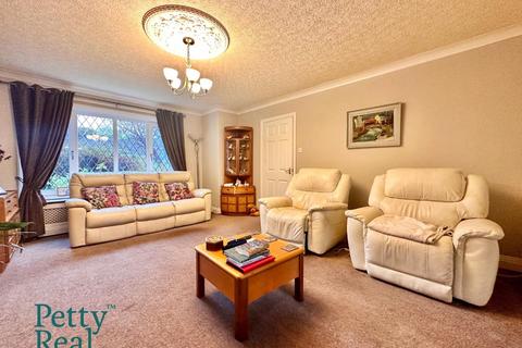 4 bedroom detached house for sale, Ridgeway, Barrowford