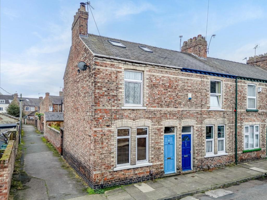 Howe Rd Jagger York Howe Street, York 3 bed end of terrace house - £375,000