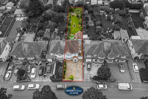 196 Kenpas Highway, Green Lane, Coventry, CV3 6PB