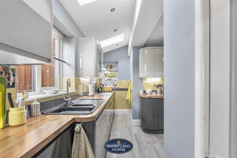 196 Kenpas Highway, Green Lane, Coventry, CV3 6PB
