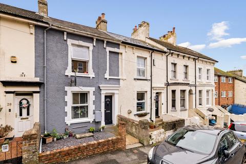 3 bedroom terraced house for sale, De Burgh Hill, Dover, CT17