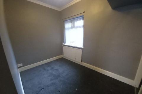 2 bedroom terraced house to rent, Manor View, Ferryhill DL17