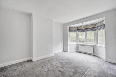 139 Ross Road, South Norwood, London, SE25 6TW